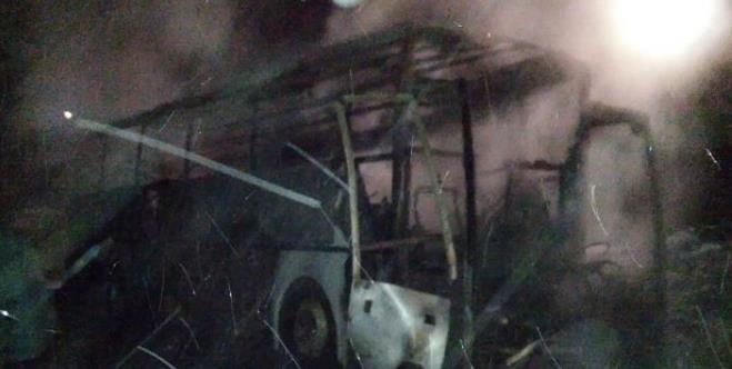 На трассе М-5 сгорел автобус