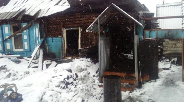 В Стерлитамаке сгорел дом, в котором проживала семья из семи человек