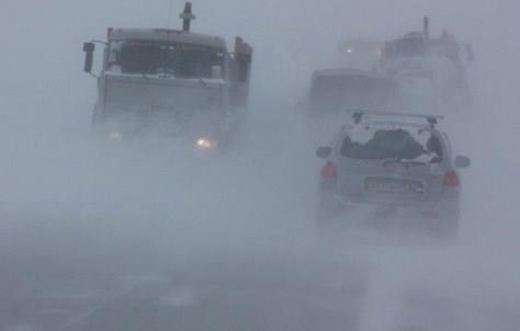 Из-за снегопада в Хайбуллинском районе ввели режим ЧС